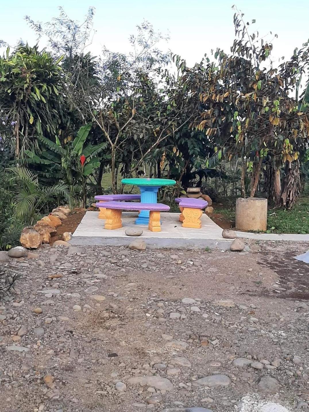 Cabinas El Pilon Rio Celeste Екстер'єр фото